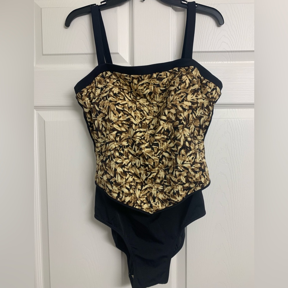 It Figures Leaf One Piece Swimsuit Size‎ 18W